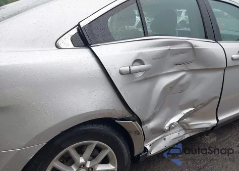 2015 Ford Taurus Se из США, поврежденный, VIN 1FAHP2D8XFG117973